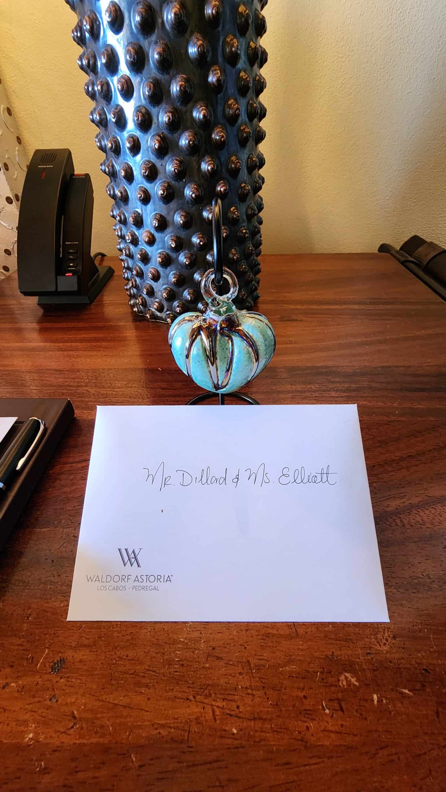 Christmas ornament welcome gift